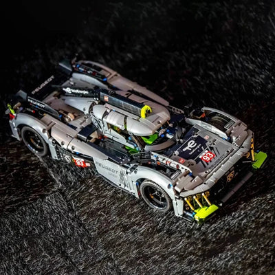 Vu en détails sur la voiture à construire Peugeot Le Mans