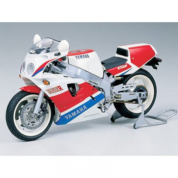 Maquette moto Yamaha FZR750R – kit plastique 1/12 à assembler et peindre